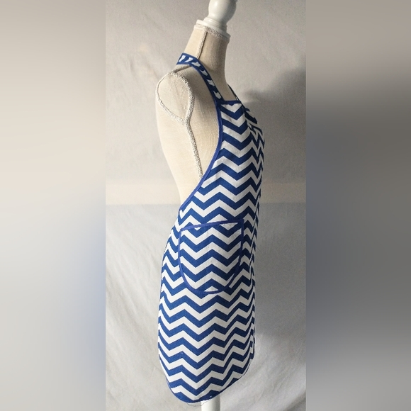 Chevron Royal Blue Full Apron - Picture 5 of 9